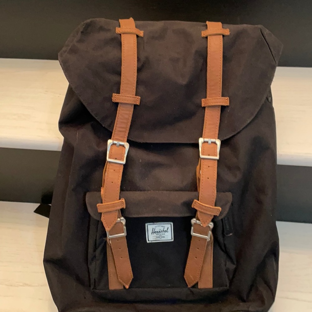 Herschel Backpack … UNISEX!!